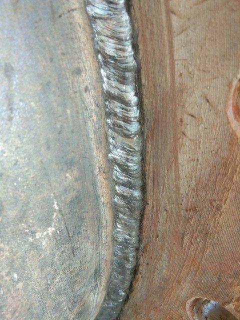 焊缝旁边先生锈 他查了三个月才找到原因